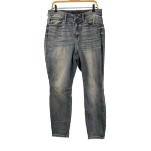 Judy Blue High Rise Relaxed Fit Jeans Light Wash Womens 16W‎ Faded Whiskered